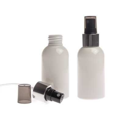 Plastová láhev bílá, černý rozprašovač, stříbrná lesklá obruč, 150 ml